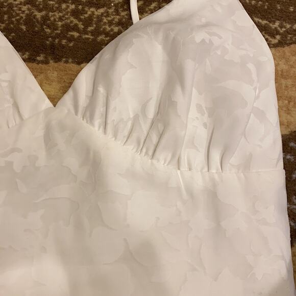 NWOT Aqua white floral Crop top size large - Picture 4 of 12